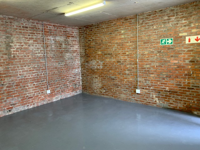 To Let commercial Property for Rent in Maitland Western Cape